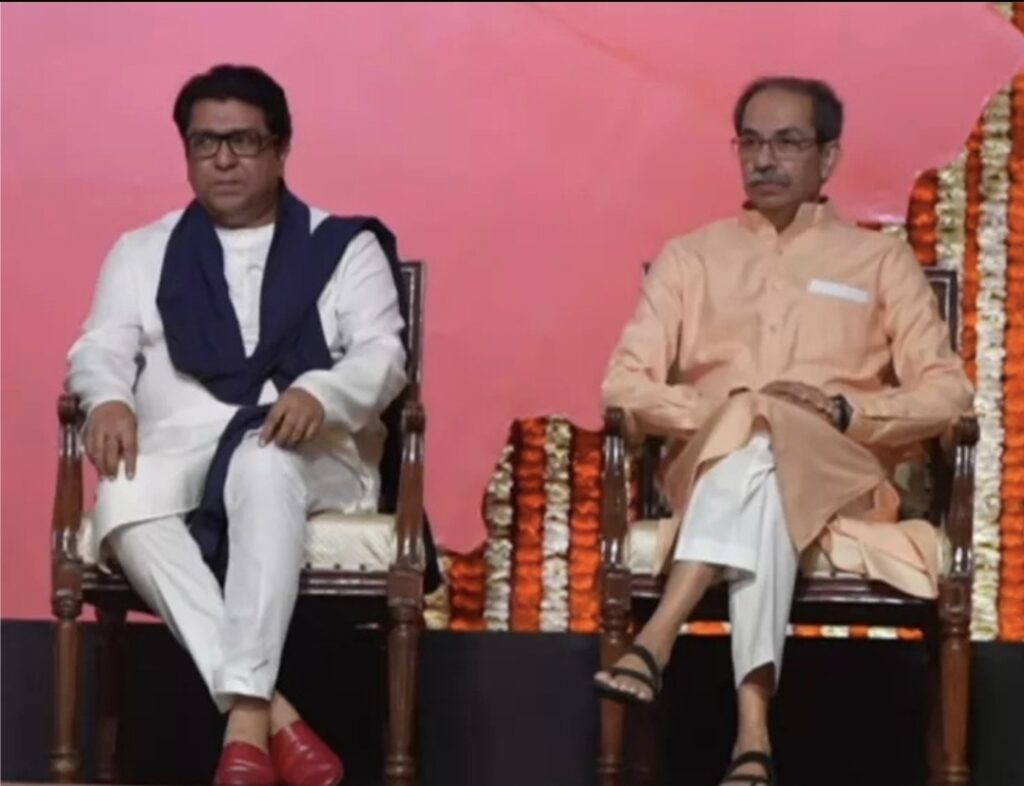 जो बालासाहेब नहीं कर पाए, वो फडणवीस ने कर दिया’, 20 साल बाद एक मंच पर ठाकरे ब्रदर्स, राज ठाकरे ने भाजपा पर साधा निशाना