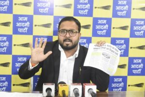 हापुड़ की मोनाड यूनिवर्सिटी में 53 करोड़ के छात्रवृत्ति घोटाले का आप मुख्य प्रदेश प्रवक्ता वंशराज दुबे ने किया पर्दाफाश